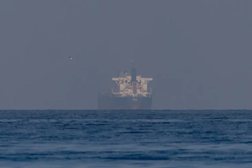 Иран развернул контейнеровоз SELEN в Ормузском проливе