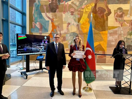 BMT-də azərbaycanlı gənc rəssamların işlərindən ibarət sərgi açılıb