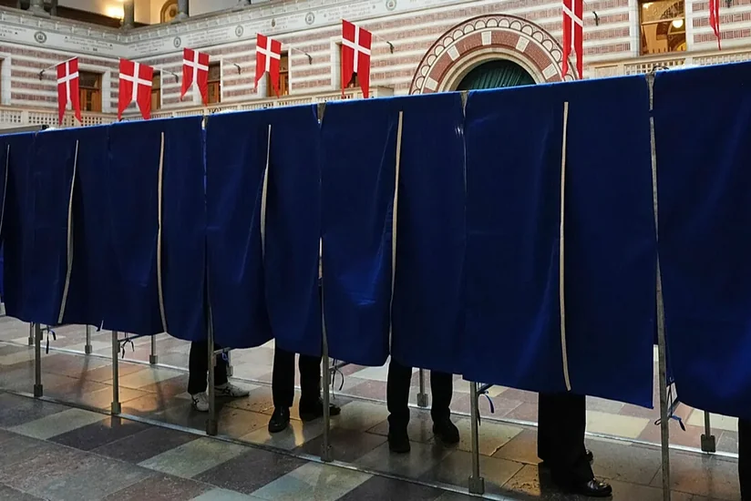 В Дании на выборах с небольшим отрывом победил левоцентристский блок