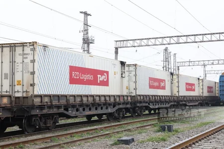 Russian humanitarian aid to Iran arrives at Azerbaijan's Qaradagh station