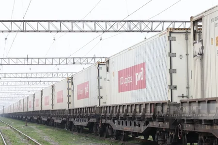 Russian humanitarian aid to Iran arrives at Azerbaijan's Qaradagh station