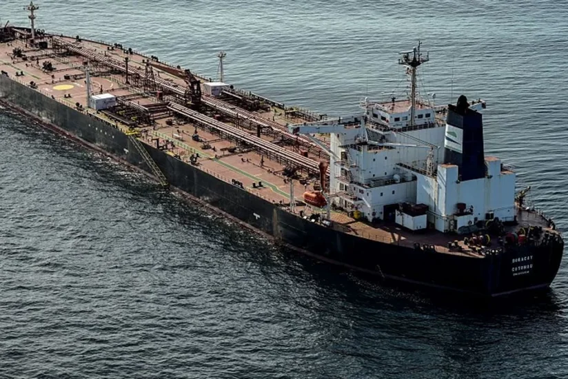 Великобритания разрешила военным подняться на борт танкеров российского теневого флота