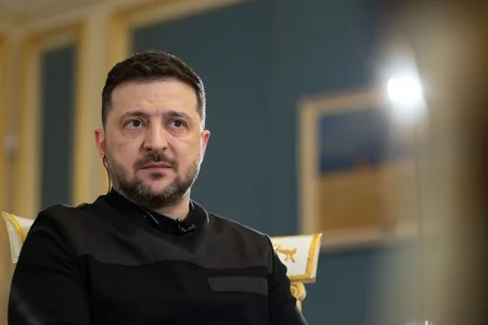 Zelenski: ABŞ-nin Ukraynaya hava hücumundan müdafiə sistemləri verməsi yubanır
