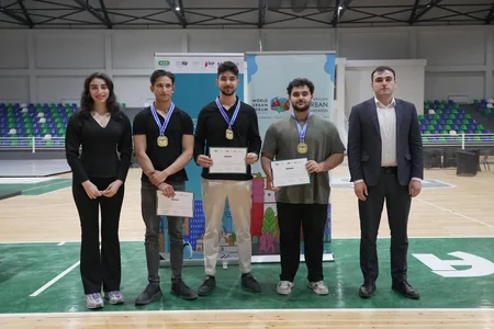 Gənclər Urban Hackathon 2026da dayanıqlı şəhər mobilliyi üçün həllər təqdim ediblər