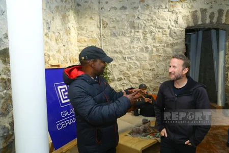 International travelers group visits Azerbaijan's Lachin