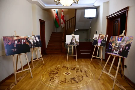 President Ilham Aliyev visits Georgian Embassy in Azerbaijan to express condolences