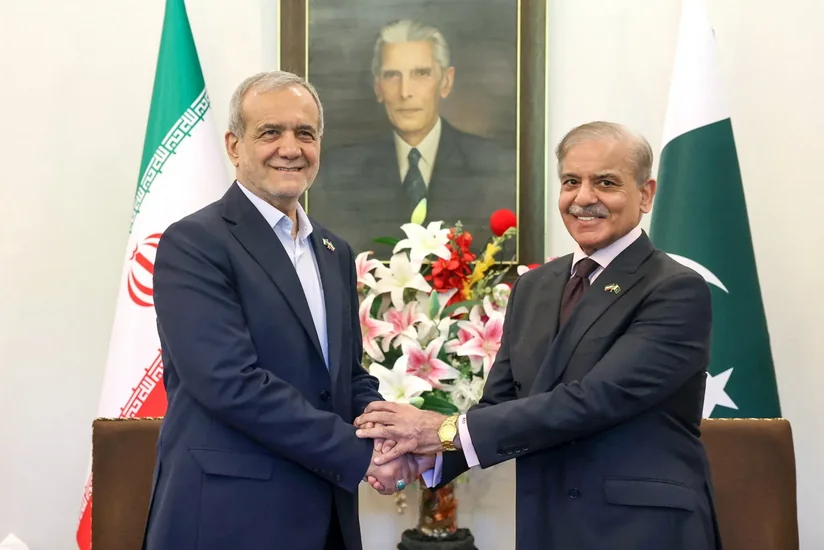 Sharif, Pezeshkian mulls situation in Middle East