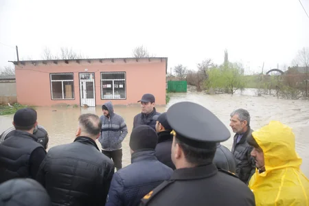 Xaçmazda aramsız yağan leysan nəticəsində 537 evi su basıb