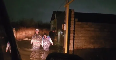 216 evacuated, including 36 minors, to safety by Azerbaijan's Emergency Ministry