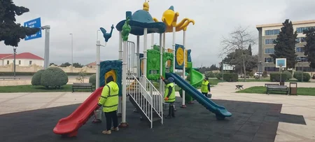 Güclü yağışdan sonra Bakıda genişmiqyaslı daxili iməcilik keçirilib