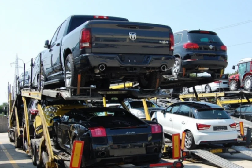 Gürcüstanda köhnə avtomobillər üçün aksiz vergisi artırılıb