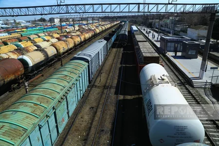 Five-wagon grain cargo to depart for Armenia through Azerbaijan
