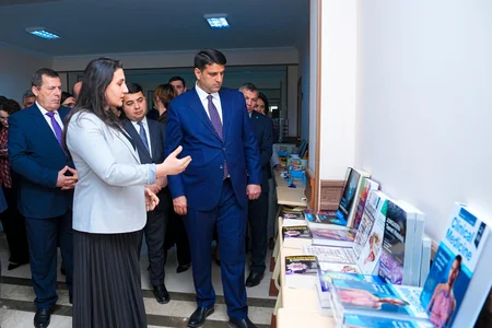 NDU-da Tibb fakültəsinin laboratoriyaları üçün yeni alınmış avadanlıqlar və dərsliklər təqdim olunub