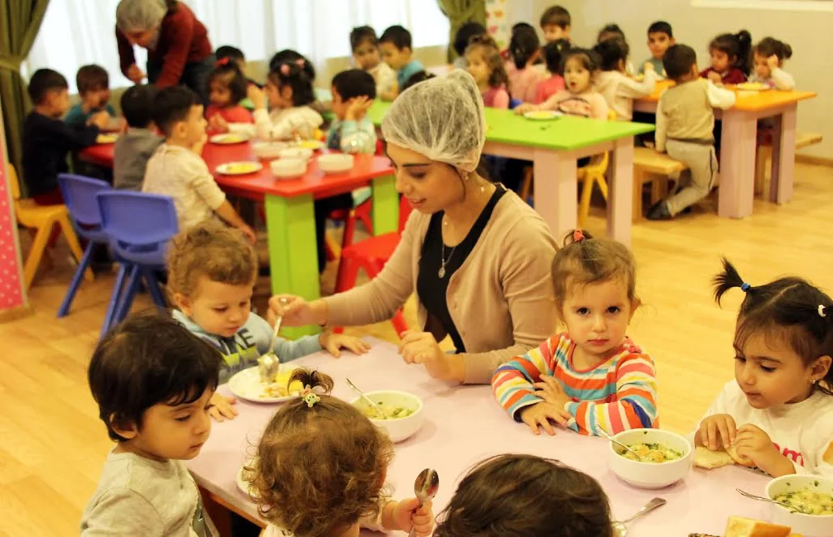 Azərbaycanda dövlət uşaq müəssisələri üçün müxtəlif yaş qrupları üzrə menyular hazırlanacaq