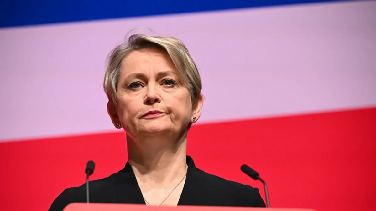 İvett Kuper: 40-dan çox ölkə Hörmüz boğazının açılması üçün tədbir görməyə hazırdır