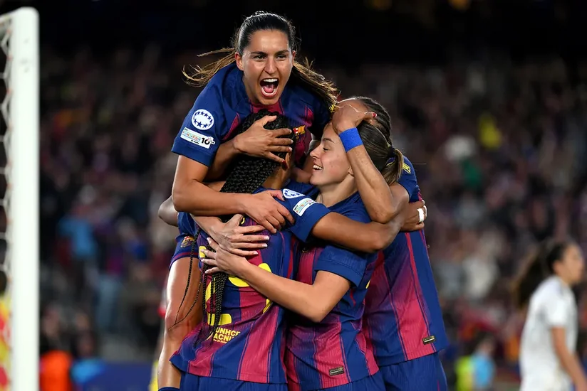 Çempionlar Liqası: Barselonanın qadın komandası Realı üstələyərək yarımfinala yüksəlib