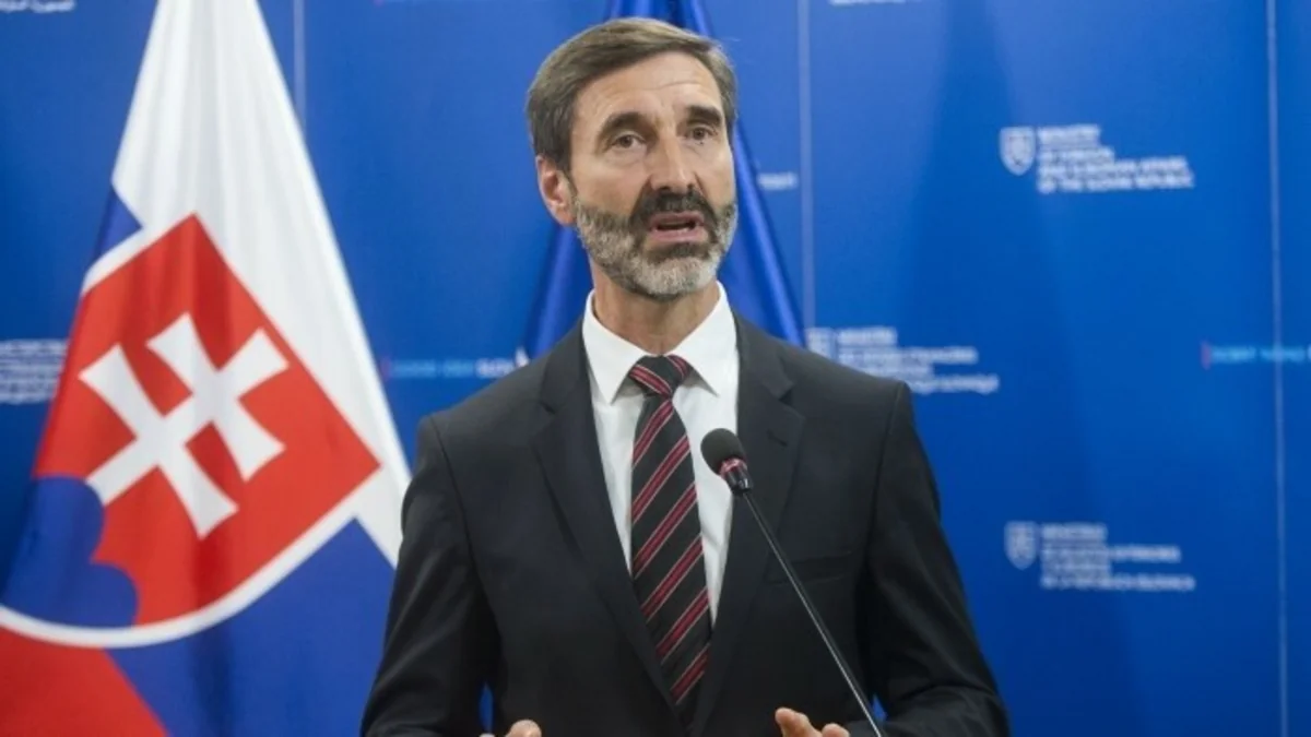 Slovakiya XİN: Hörmüz boğazının bağlanmasının qlobal nəticələri olacaq