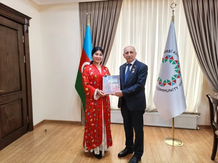 Qərbi Azərbaycan İcmasında özbək və qırğız yazıçılarla görüş keçirilib