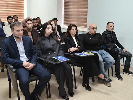 AFFA-da Region Liqası klubları üçün xüsusi dövr iclası keçirilib