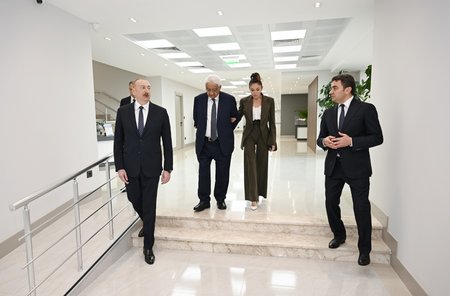 İlham Əliyev Milli Aviasiya Akademiyasında Beynəlxalq Təlim Mərkəzinin açılışında iştirak edib