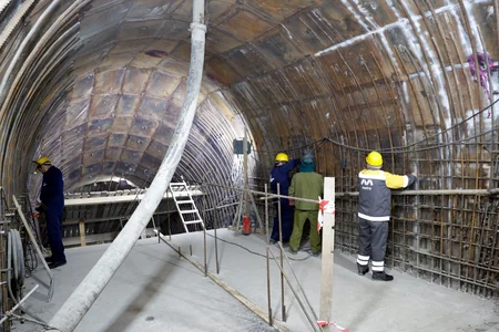 Bakı metrosu xətlərin ayrılması üçün 200 metrlik tunelin inşasına hazırlaşır