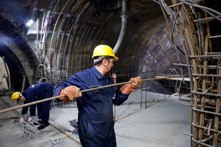 Bakı metrosu xətlərin ayrılması üçün 200 metrlik tunelin inşasına hazırlaşır