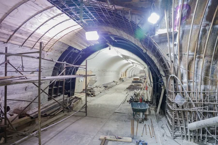 Bakı metrosu xətlərin ayrılması üçün 200 metrlik tunelin inşasına hazırlaşır