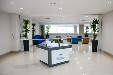 İlham Əliyev Milli Aviasiya Akademiyasında Beynəlxalq Təlim Mərkəzinin açılışında iştirak edib