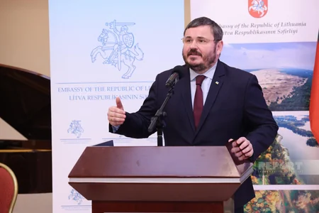 Bakıda Litvadakı ukraynalı müharibə qaçqınlarına həsr olunmuş sərgi açılıb