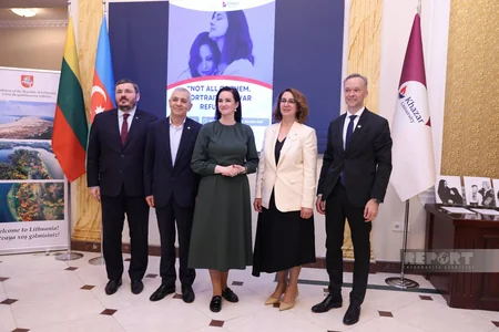 Bakıda Litvadakı ukraynalı müharibə qaçqınlarına həsr olunmuş sərgi açılıb