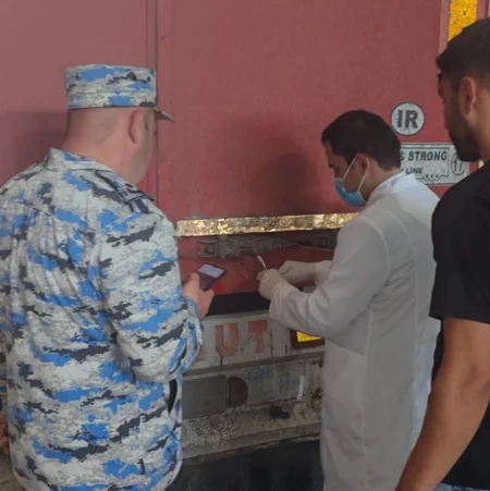 Азербайджан вернул Ирану более 12 тонн импортированных пестицидов