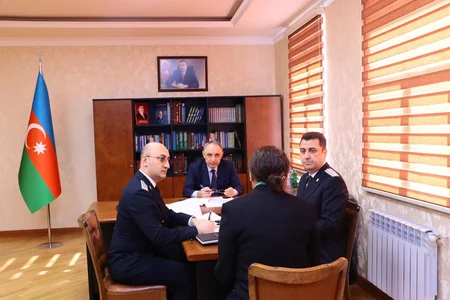 Kamran Əliyev Bakının Nizami rayonunda vətəndaşları qəbul edib