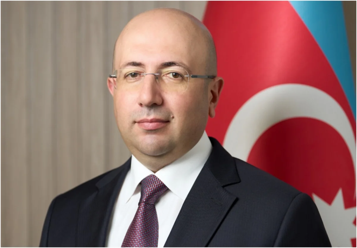 Anar Quliyev İnşaatçılar Günü münasibətilə bu peşənin sahiblərinə təbrik ünvanlayıb