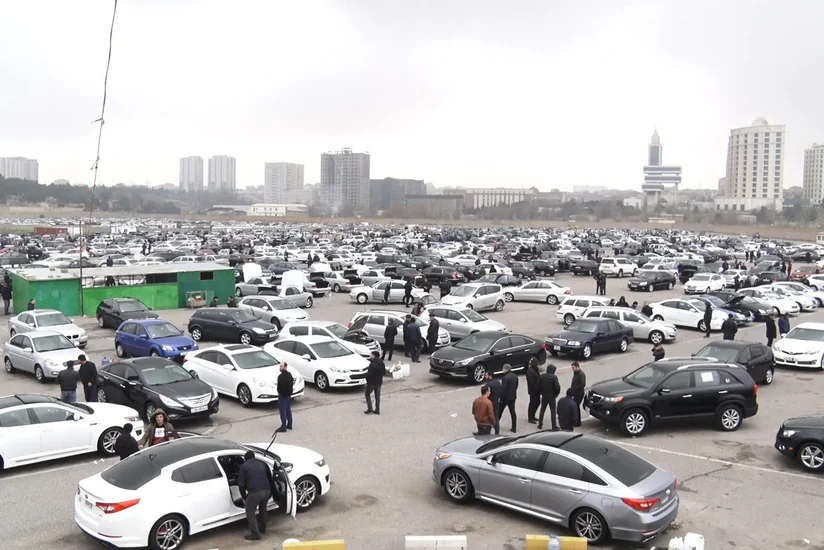 Azərbaycanın avtomobil bazarında eyni marka daxilində qiymət fərqi kəskin artır