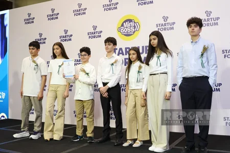 Bakıda keçirilən 6-cı Startap Forumunun iştirakçılarına qrantlar ayrılıb
