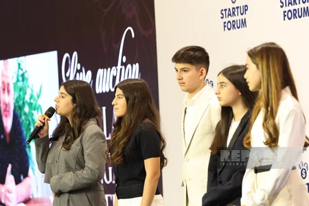 Bakıda keçirilən 6-cı Startap Forumunun iştirakçılarına qrantlar ayrılıb
