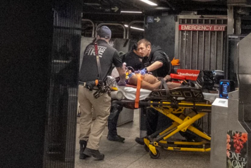 Nyu-York metrosunda sərnişinlərə hücum edilib