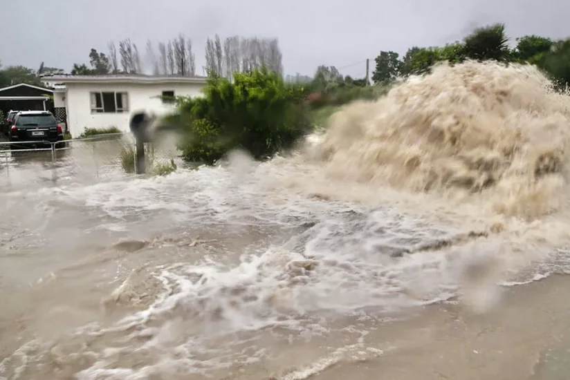 Yeni Zelandiya sakinləri Vaianu siklonuna görə təxliyə olunur