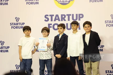Bakıda keçirilən 6-cı Startap Forumunun iştirakçılarına qrantlar ayrılıb