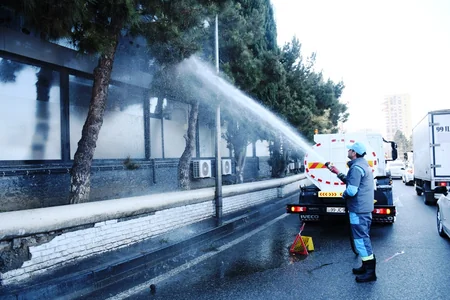 Bakı qəsəbələrinin küçələri yuyulub, əsaslı təmizlik işləri görülüb