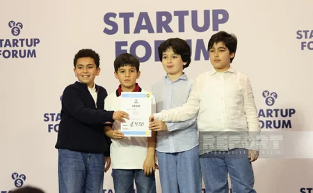 Bakıda keçirilən 6-cı Startap Forumunun iştirakçılarına qrantlar ayrılıb