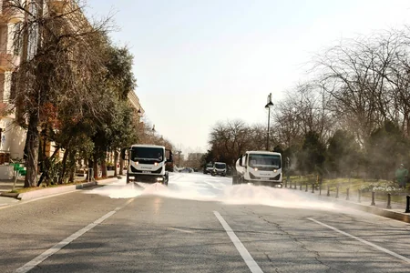 Bakı qəsəbələrinin küçələri yuyulub, əsaslı təmizlik işləri görülüb
