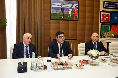 Fərid Qayıbov Avropa Atletika Assosiasiyasının prezidenti ilə birgə layihələri müzakirə edib