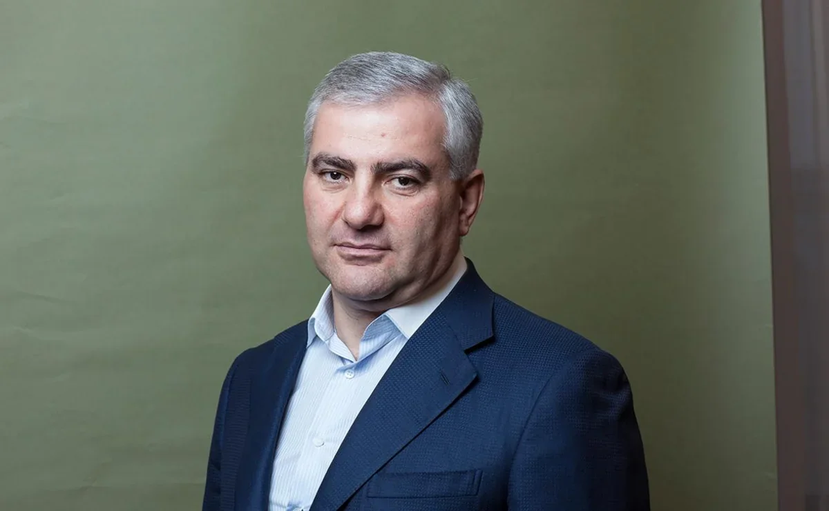 Samvel Karapetyan begins renouncing non-Armenian citizenships
