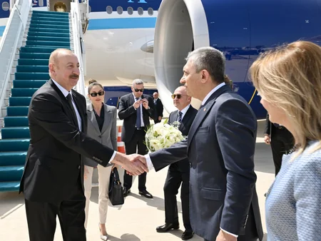 İlham Əliyev Türkiyəyə işgüzar səfər edib