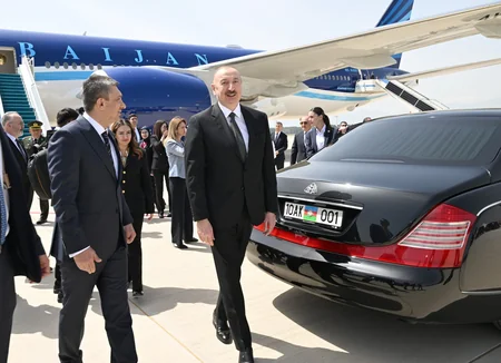 İlham Əliyev Türkiyəyə işgüzar səfər edib