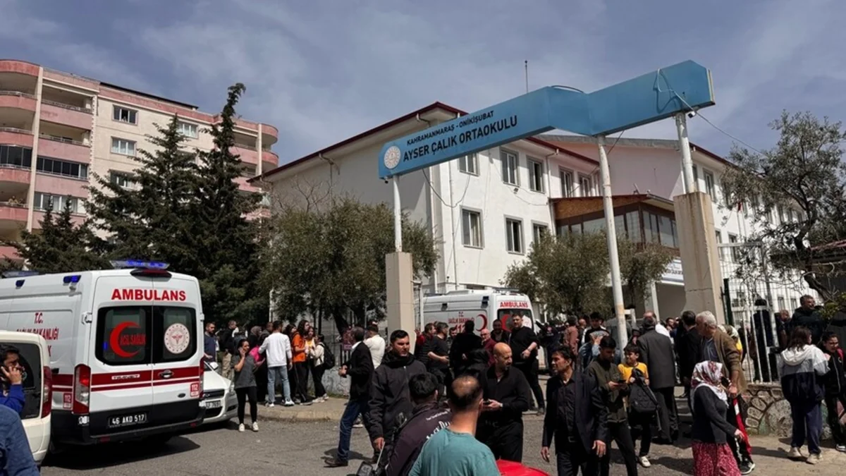 Kahramanmaraşda məktəbə silahlı hücum nəticəsində ölənlərin sayı 10-a çatıb