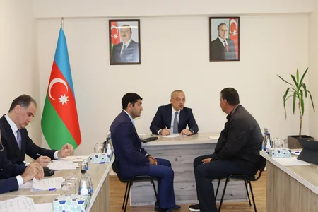 Zaur Mikayılov Xankəndidə vətəndaşlarla görüşüb