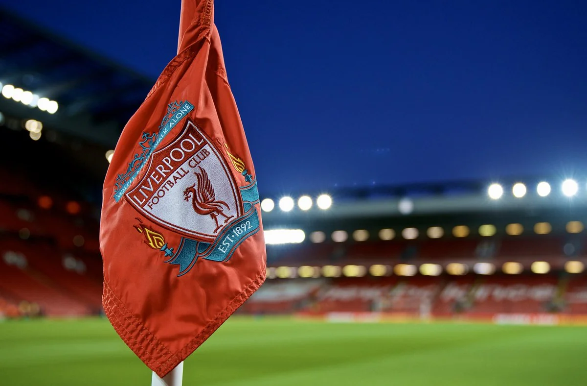 Liverpul doqquz futbolçusu ilə yollarını ayırmağa hazırdır