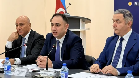 Hakim və vəkillərin etik davranışı mövzusunda məlumat sessiyası keçirilib